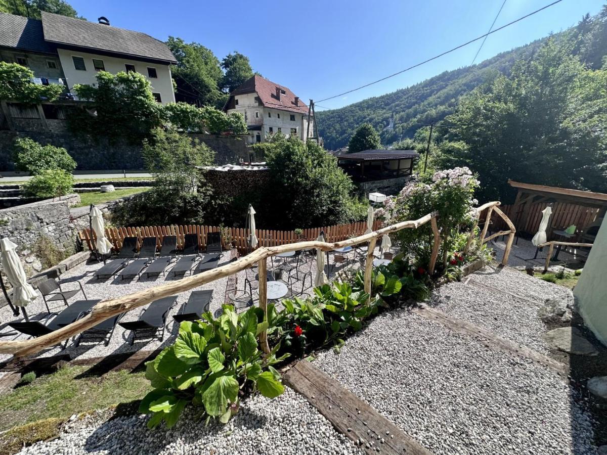 Bajta Kroparica Exterior foto